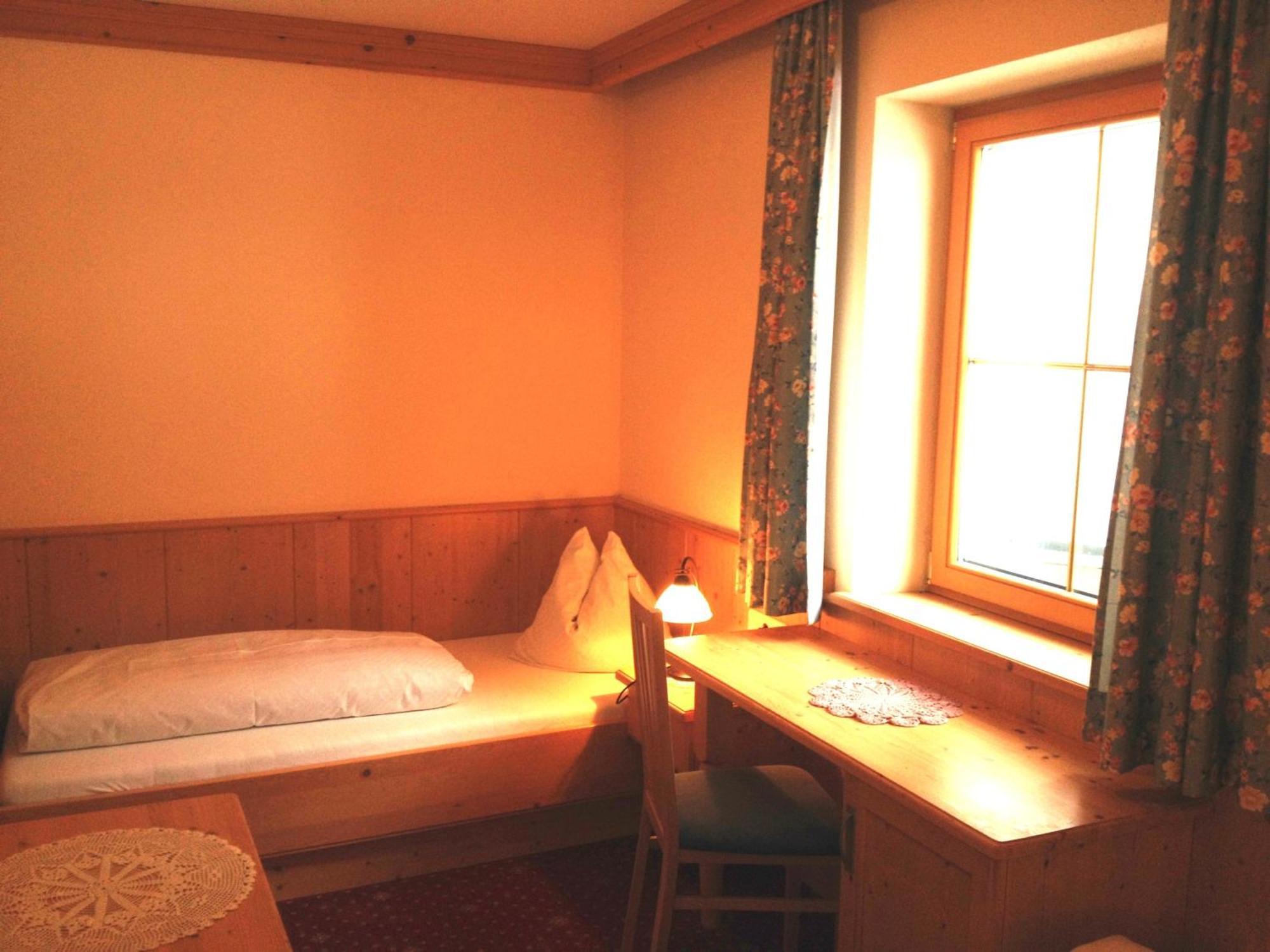 Hotel Sagritzerwirt à Großkirchheim Chambre photo