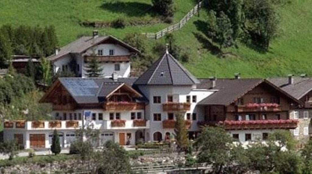 Hotel Sagritzerwirt à Großkirchheim Extérieur photo